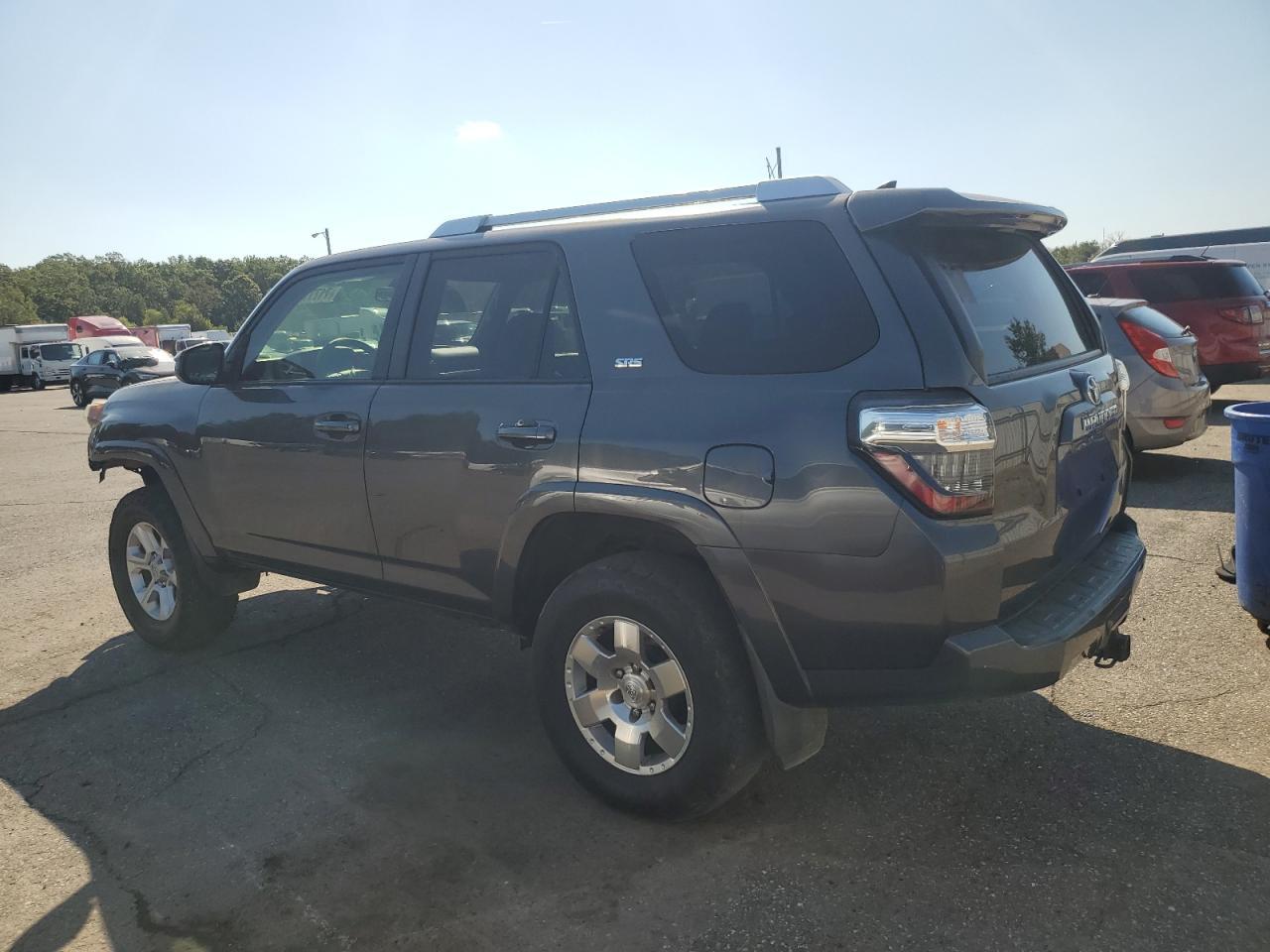 2015 Toyota 4Runner - Image 2