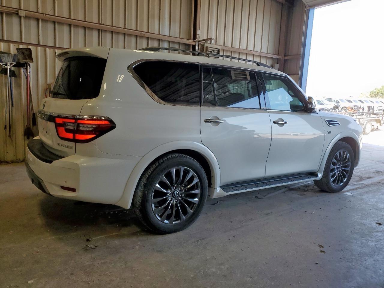 2022 Nissan Armada Platinum - Фото 3