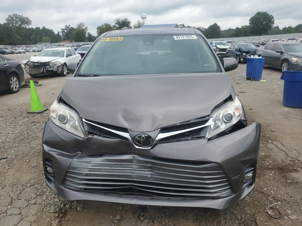 2019 Toyota Sienna Xle - Фото 5