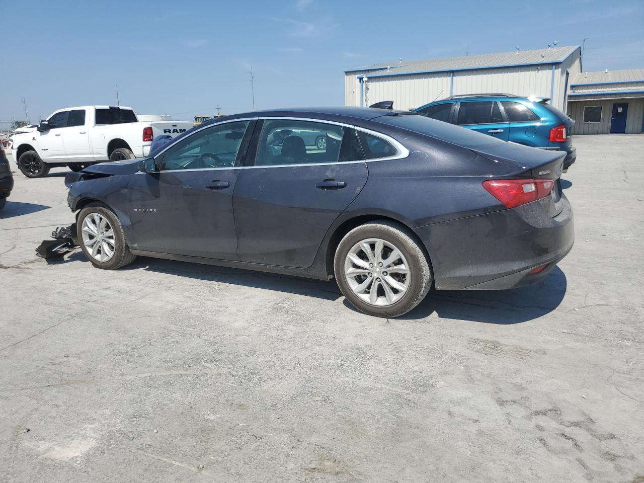 2023 Chevrolet Malibu Lt - Фото 2