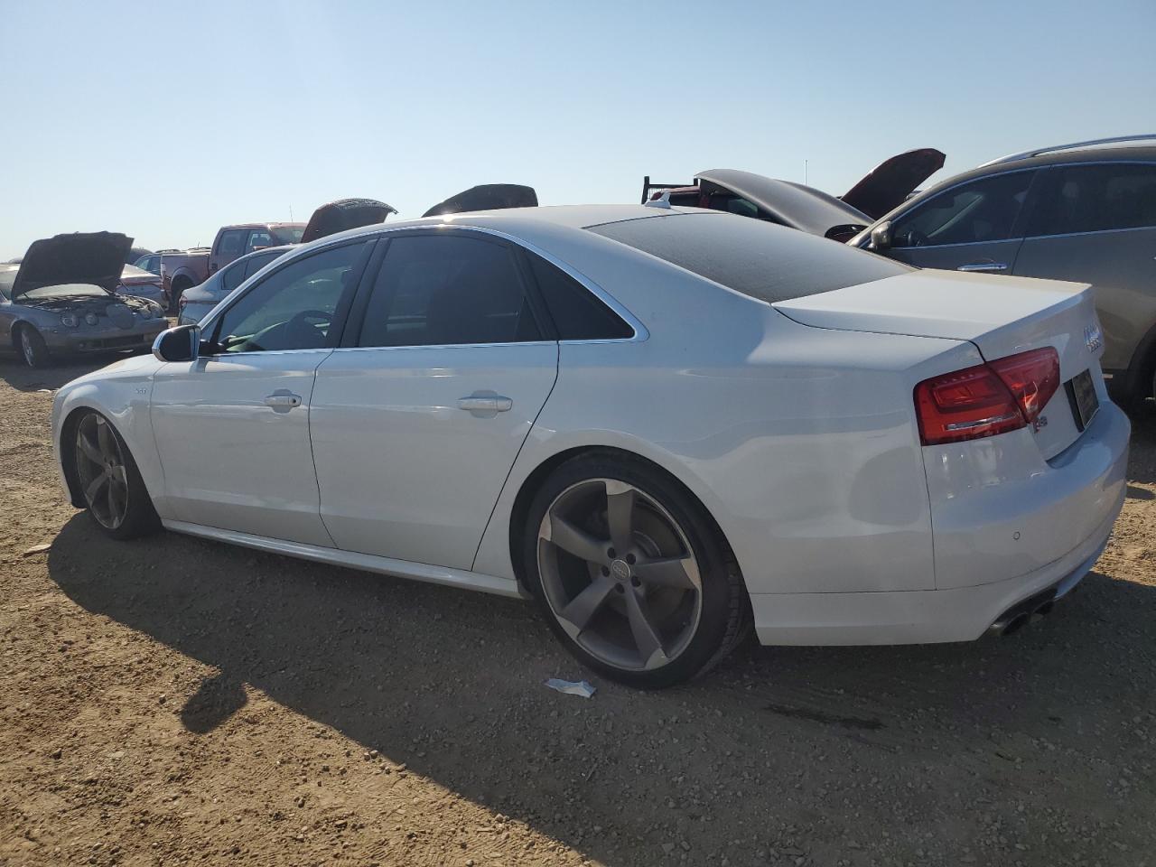 2014 Audi S8 Quattro - Фото 2