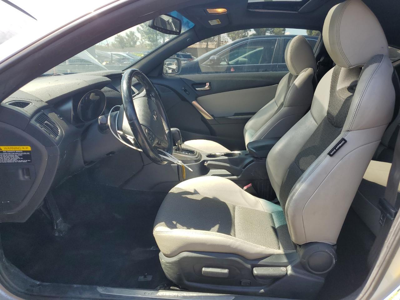 2013 Hyundai Genesis Coupe 2.0T - Image 7