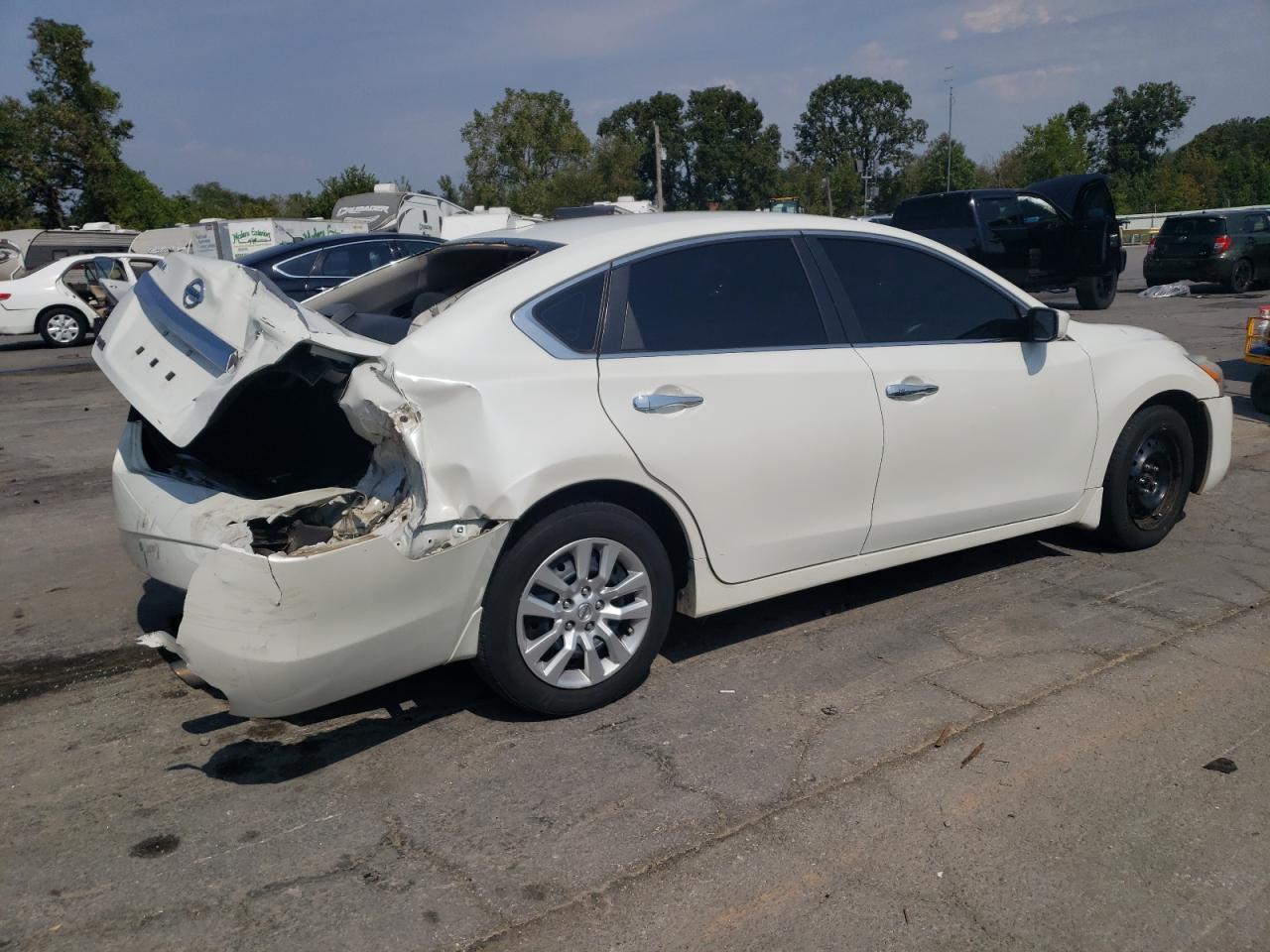 2015 Nissan Altima 2.5 - Image 3