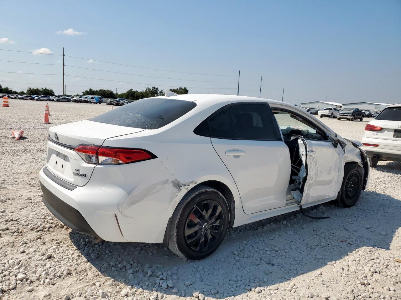 2024 Toyota Corolla Le - Фото 3