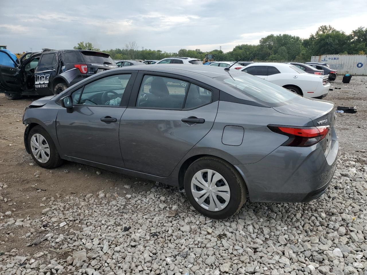 2025 Nissan Versa S - Фото 2