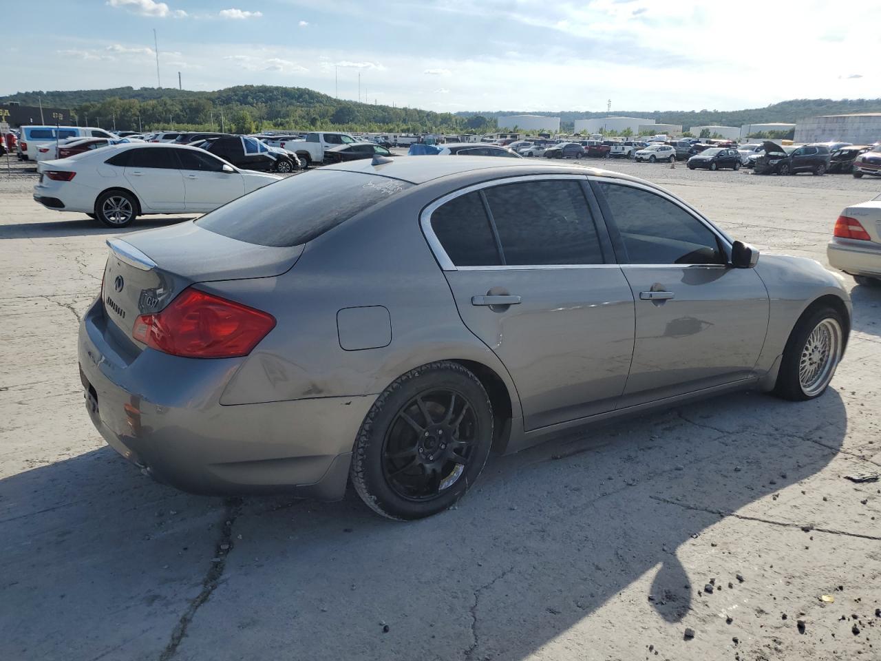 2009 Infiniti G37 Base - Image 3