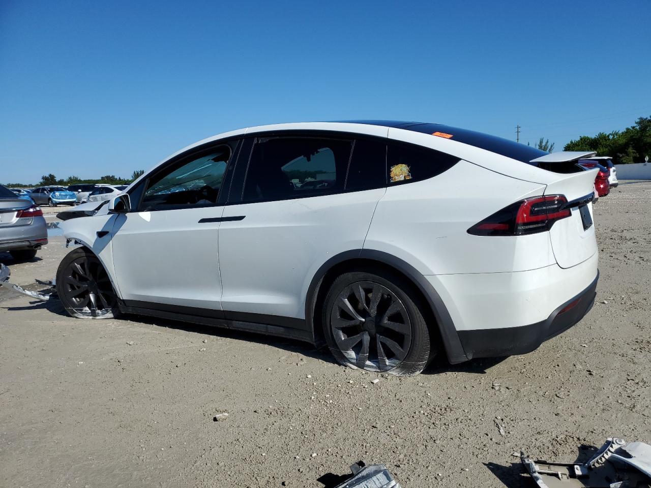 2023 Tesla Model X - Image 2