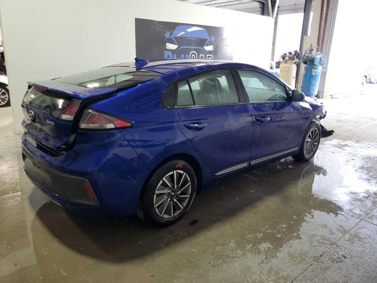 2021 Hyundai Ioniq Se - Image 3