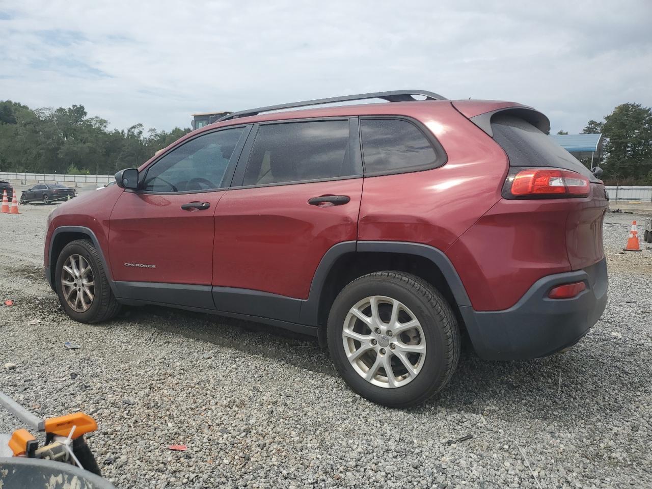 2016 Jeep Cherokee Sport - Фото 2