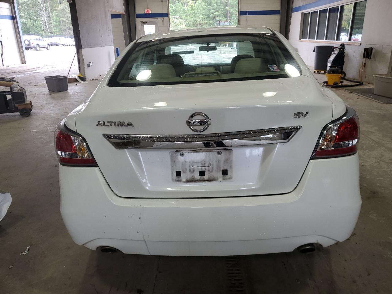 2015 Nissan Altima 2.5 - Фото 6