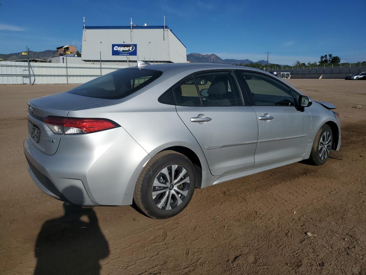 2022 Toyota Corolla Le - Фото 3