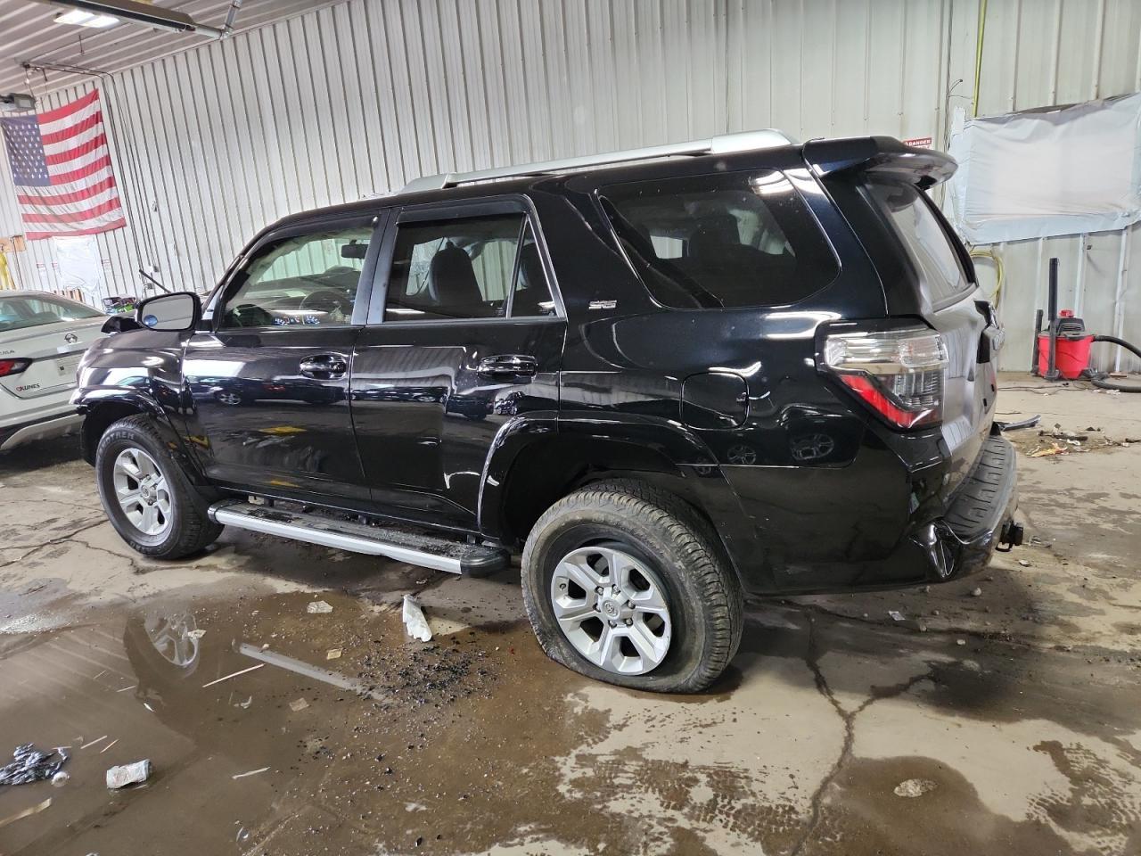 2017 Toyota 4Runner Sr5/Sr5 Premium - Фото 2