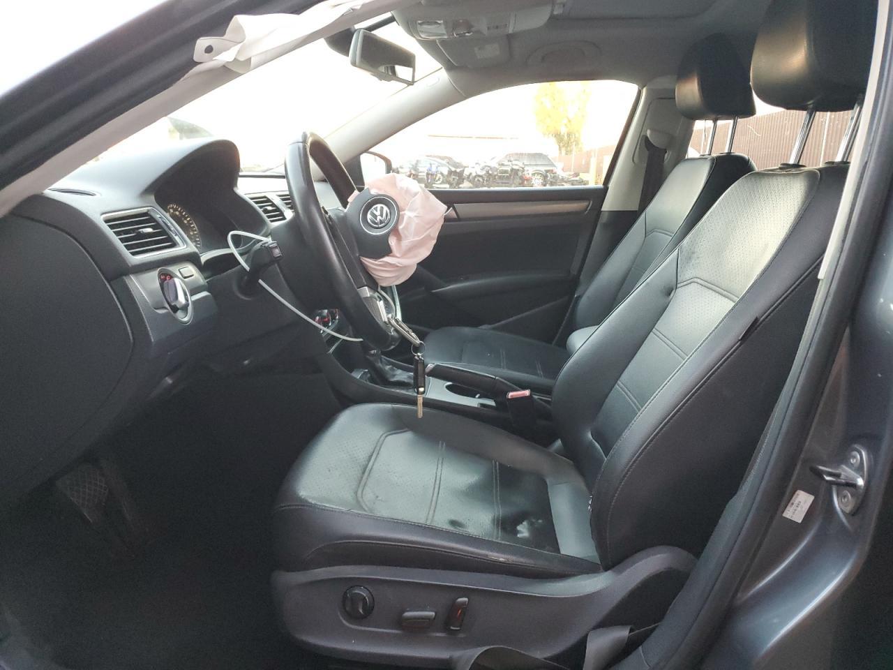 2014 Volkswagen Passat Se - Image 7