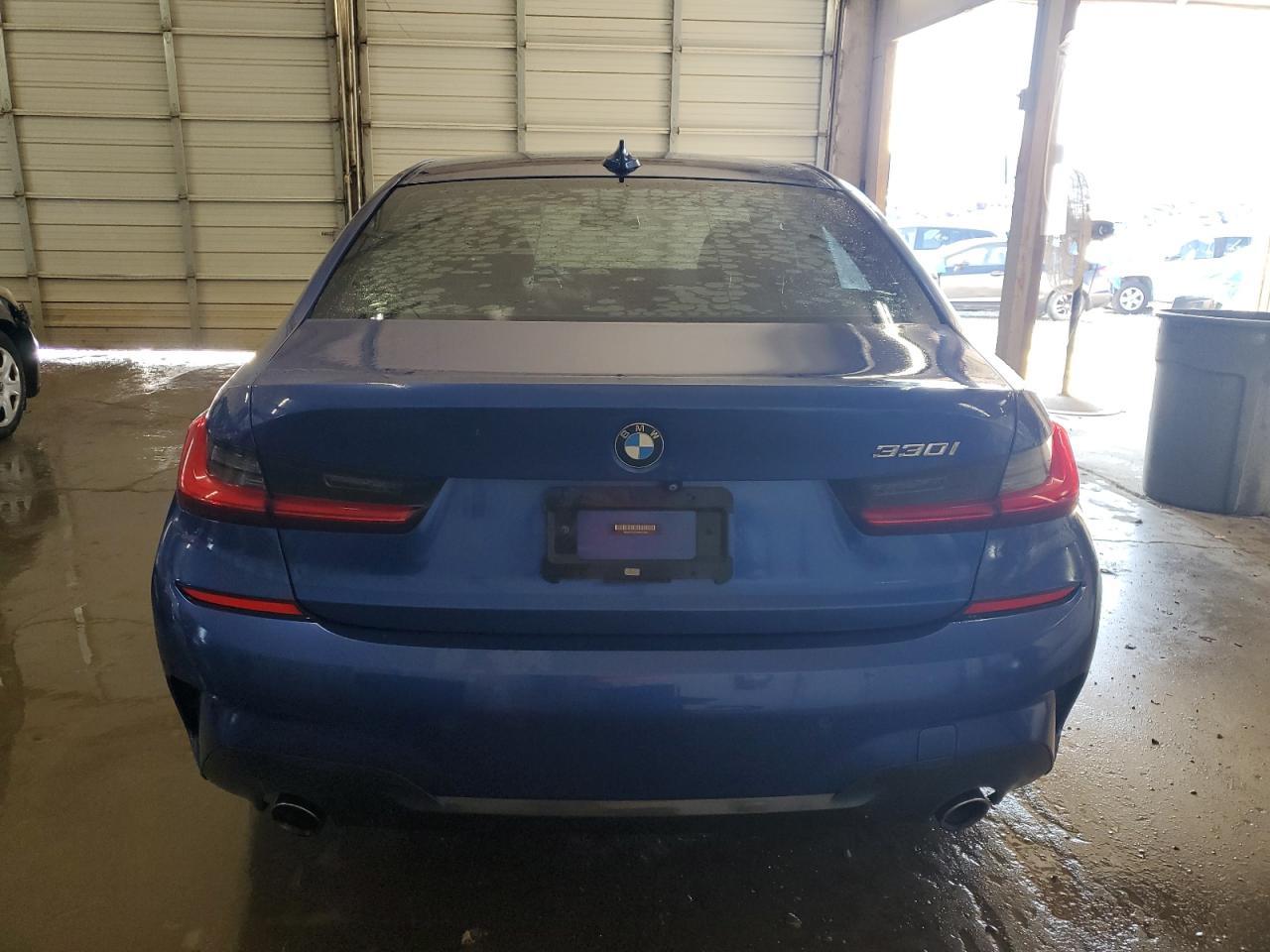 2019 BMW 330I - Фото 6