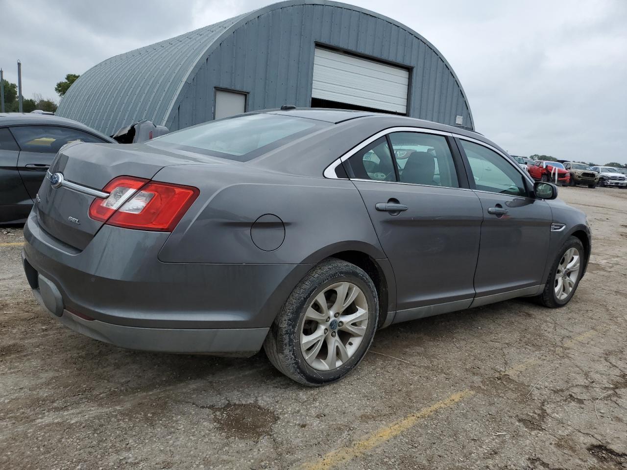 2011 Ford Taurus Sel - Фото 3