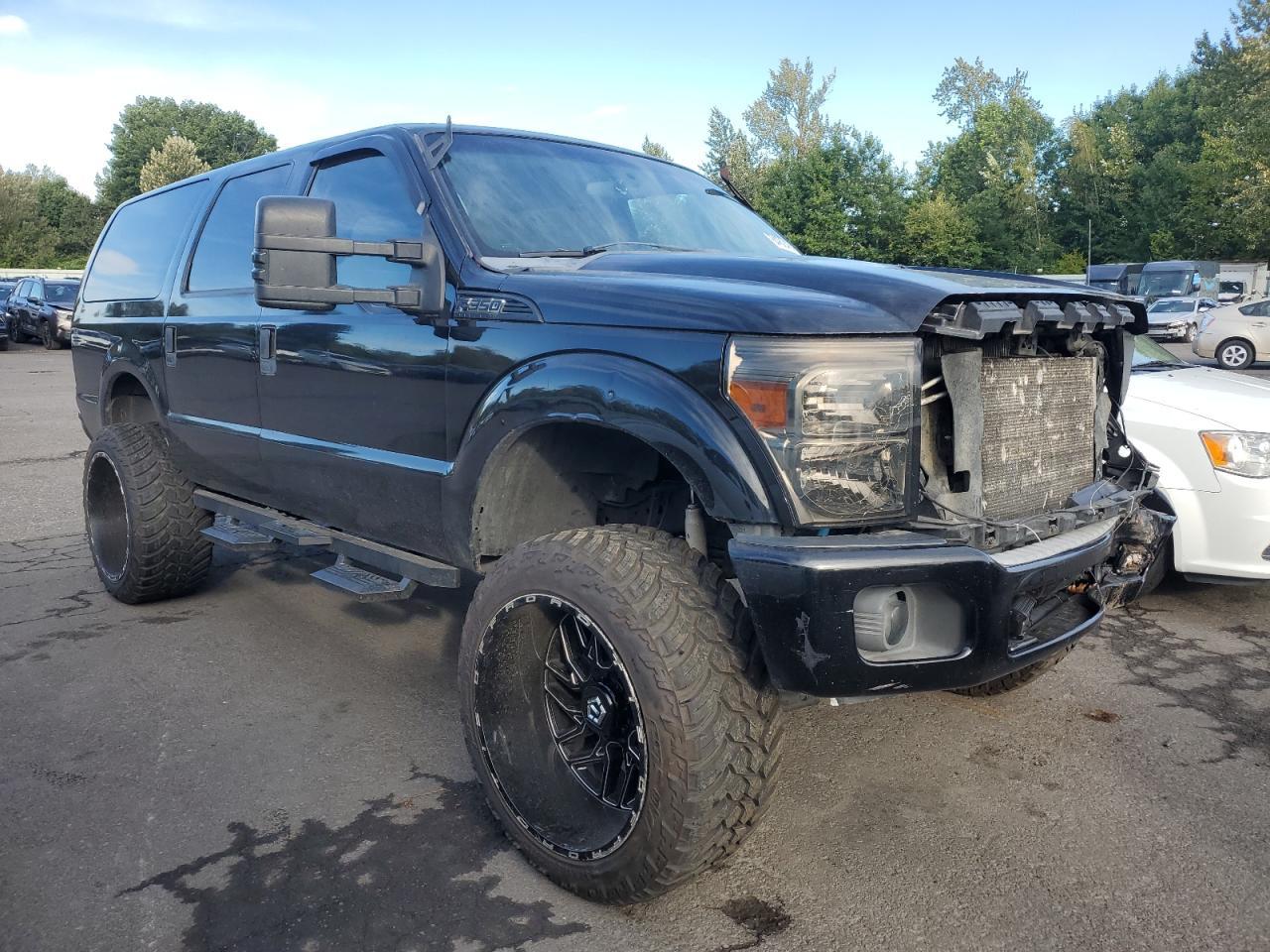 2004 Ford Excursion Xlt - Image 4