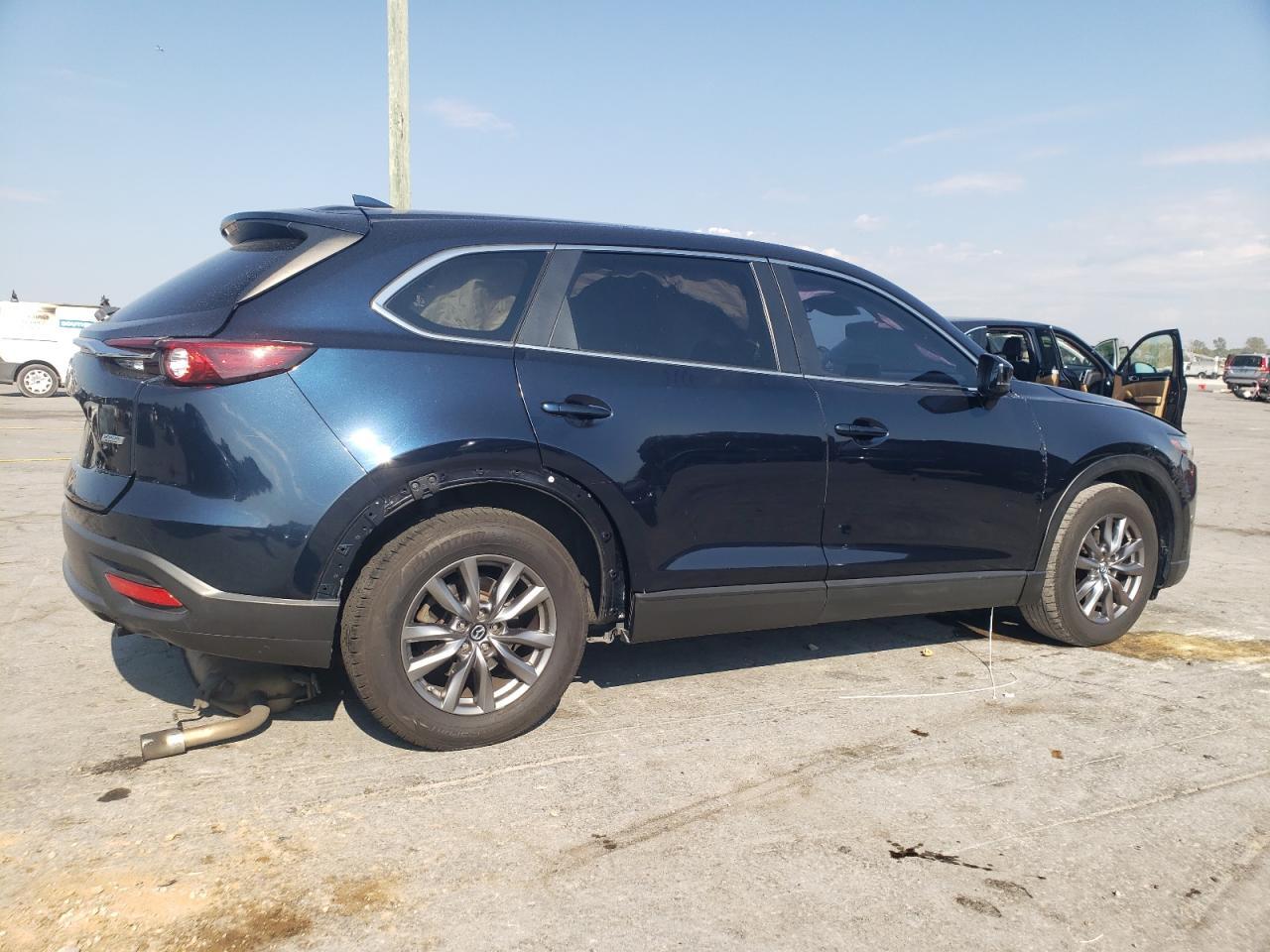 2018 Mazda Cx-9 Sport - Image 3