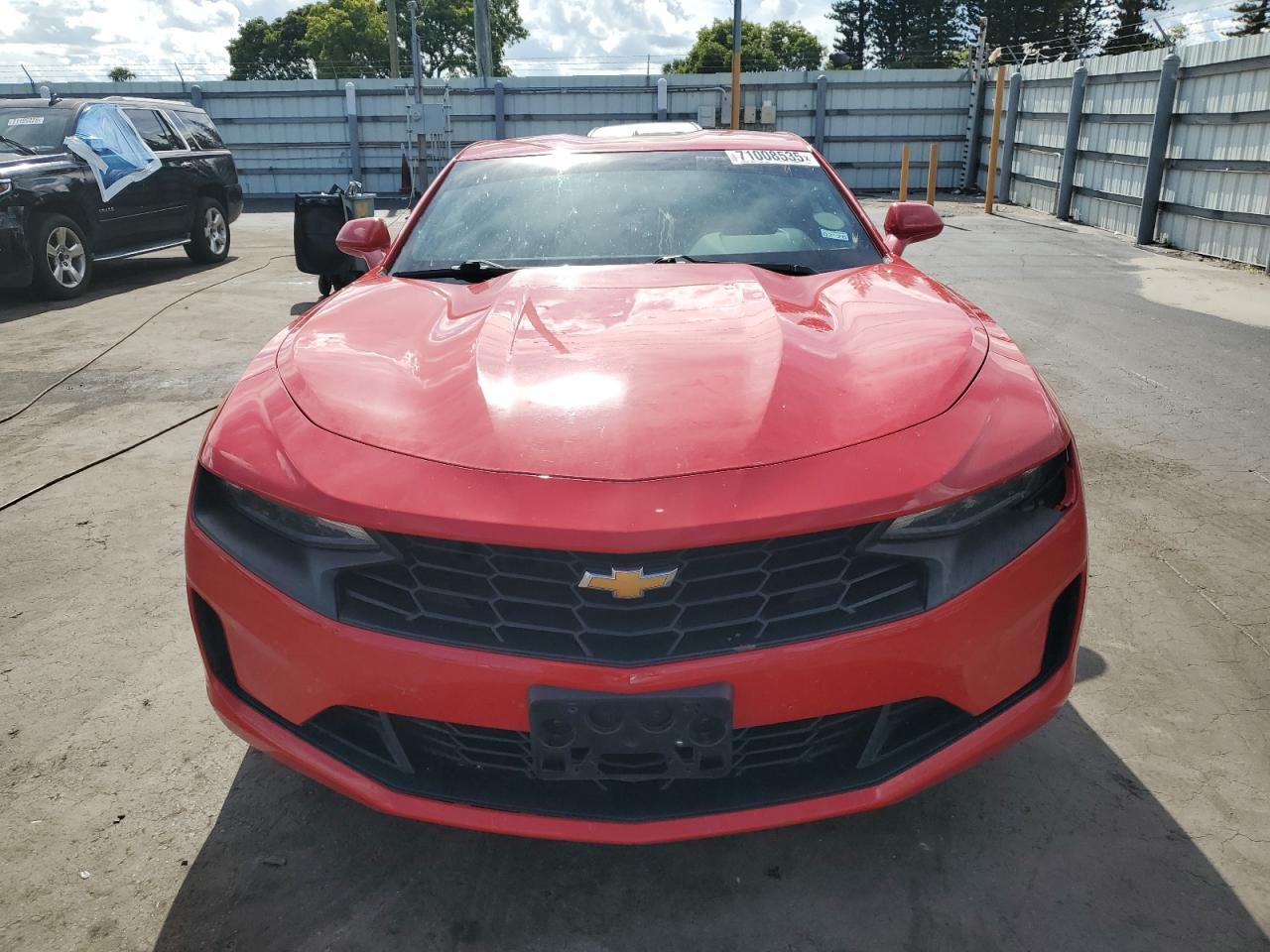 2020 Chevrolet Camaro Ls - Фото 5