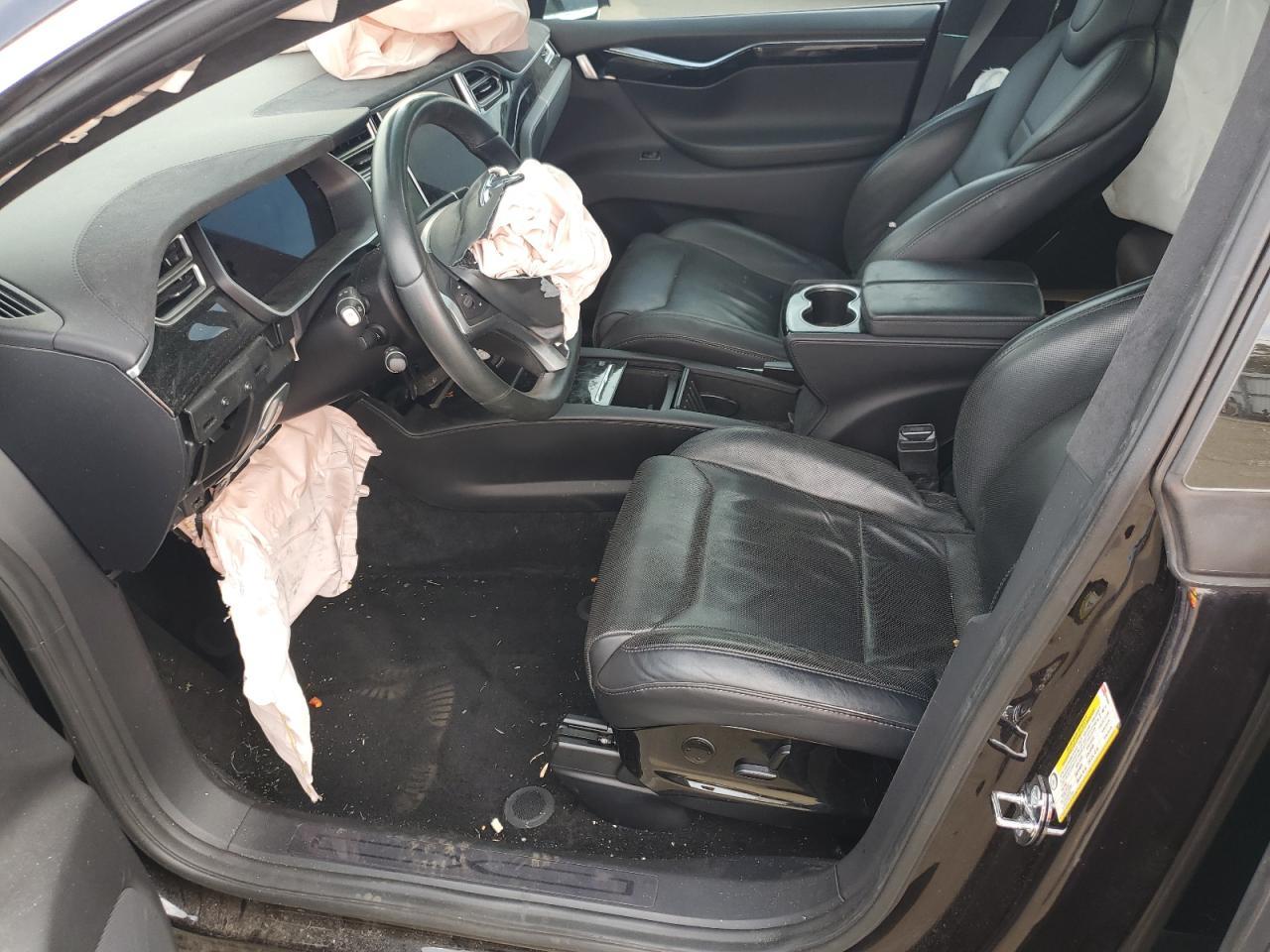 2016 Tesla Model X - Фото 7