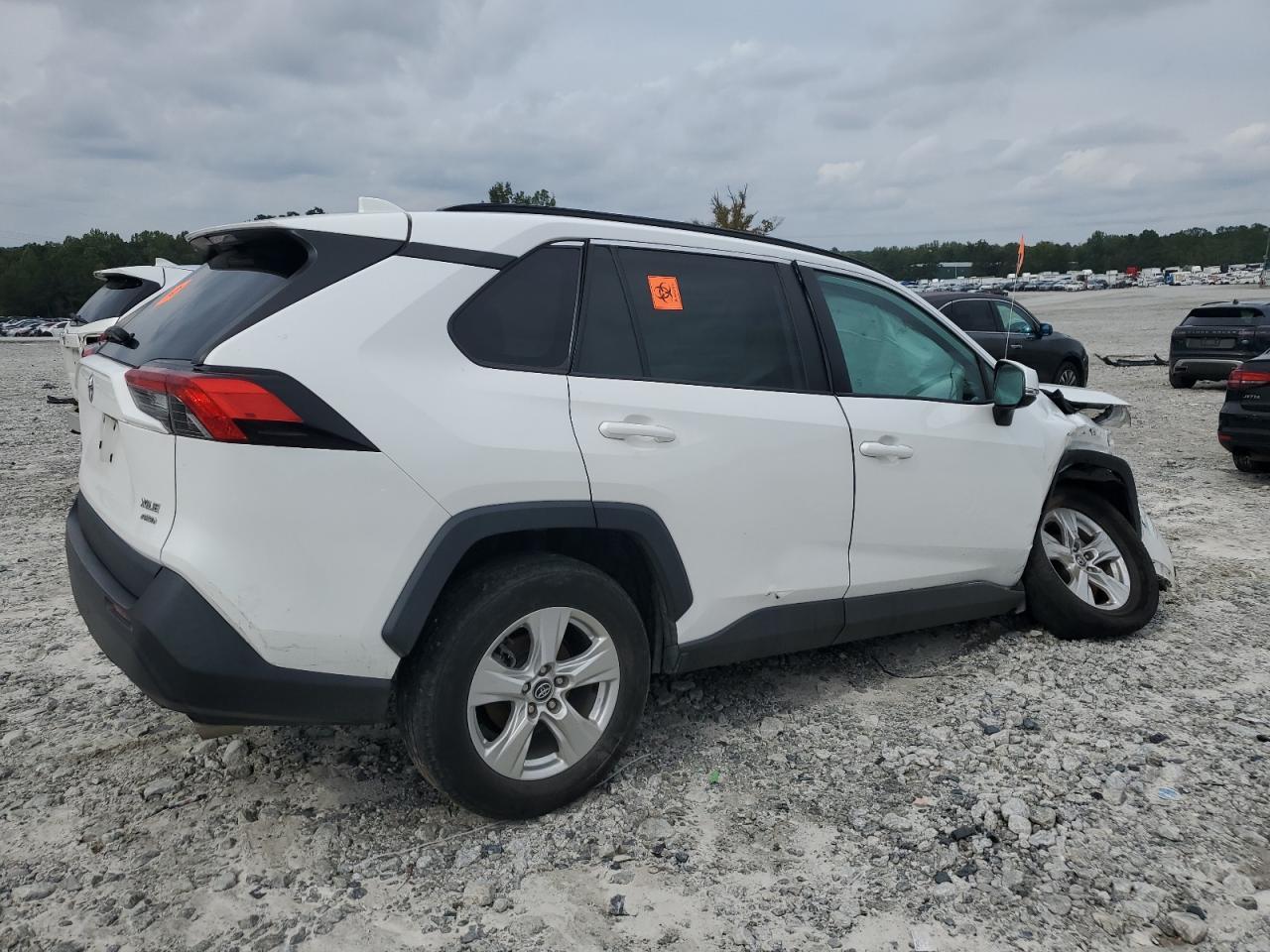 2021 Toyota Rav4 Xle - Image 3