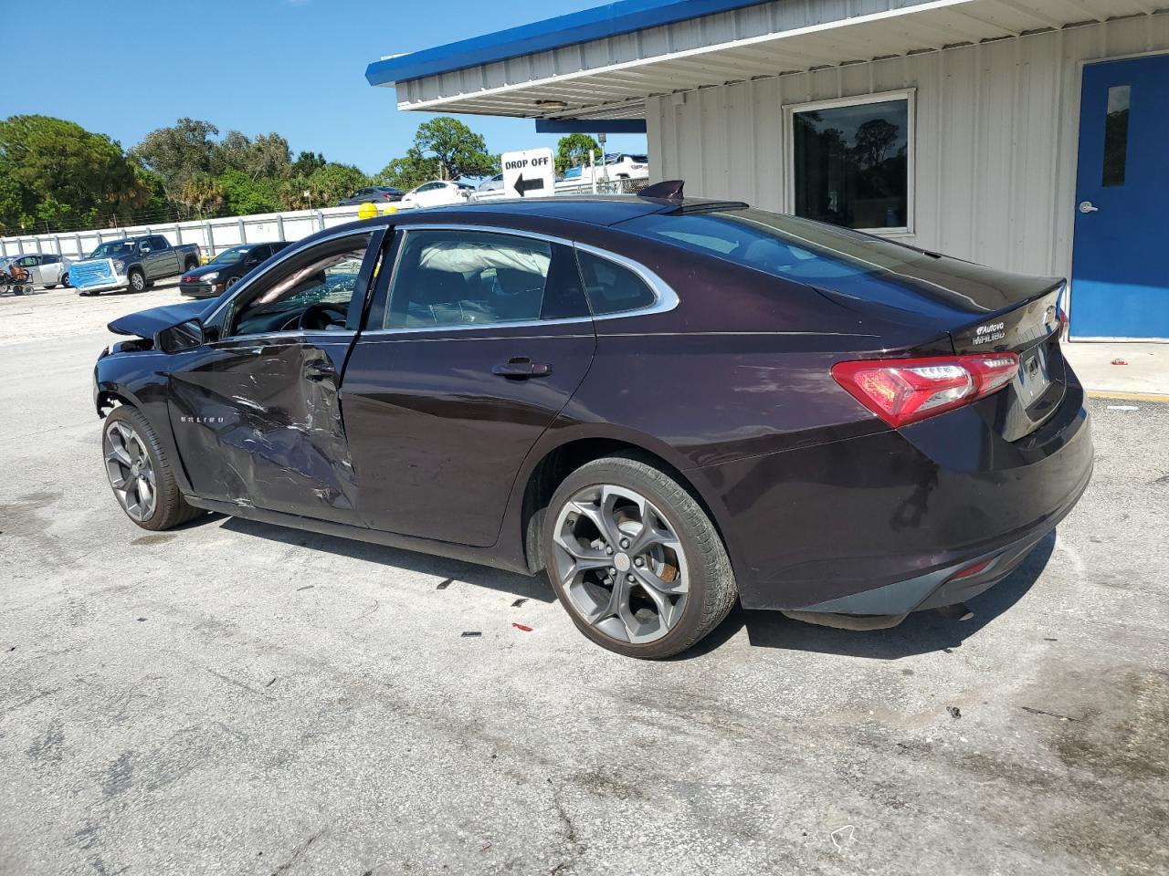 2020 Chevrolet Malibu Lt - Image 2