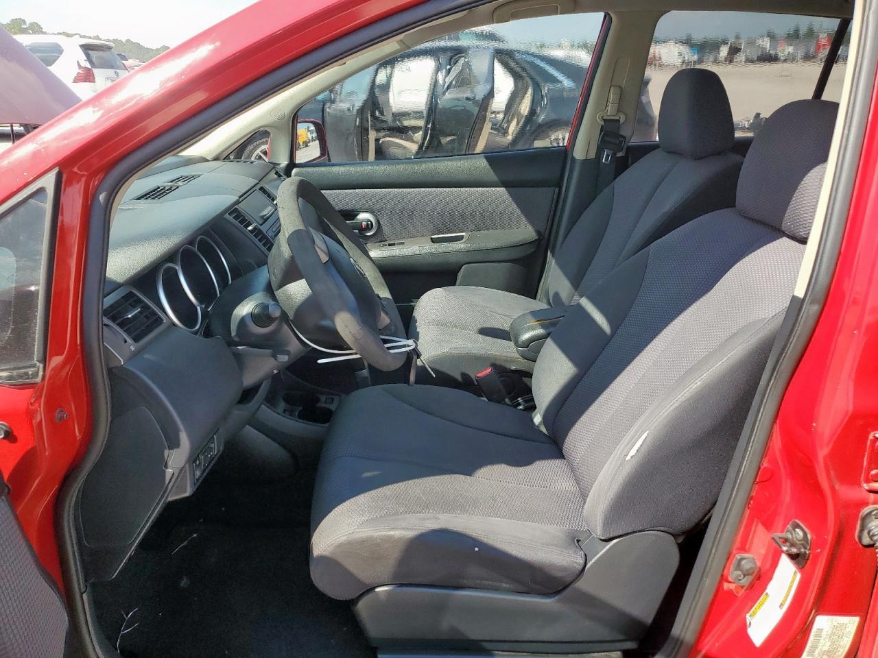 2009 Nissan Versa S - Image 7