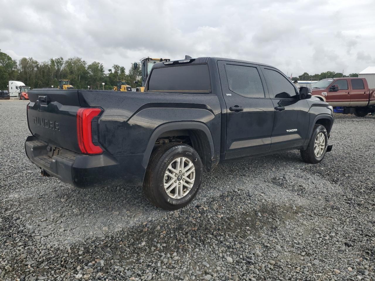 2025 Toyota Tundra Crewmax Sr - Фото 3