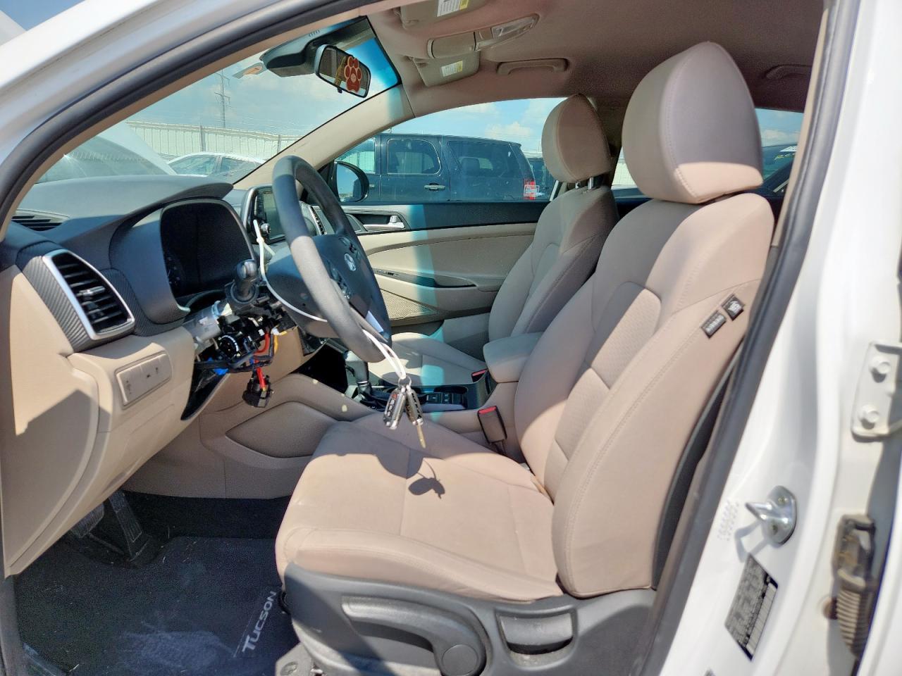 2020 Hyundai Tucson Se - Image 7