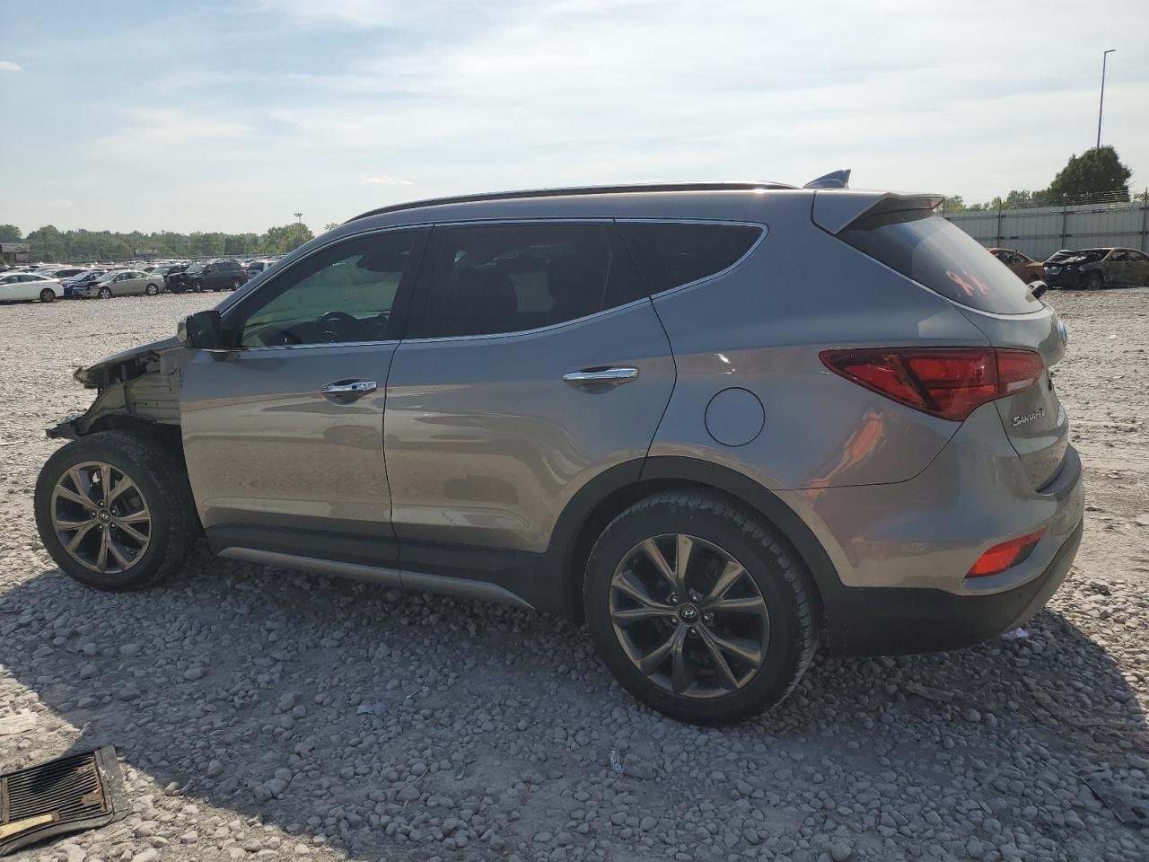 2018 Hyundai Santa Fe Sport - Image 2