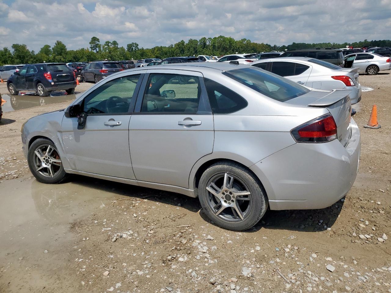 2010 Ford Focus Ses - Image 2
