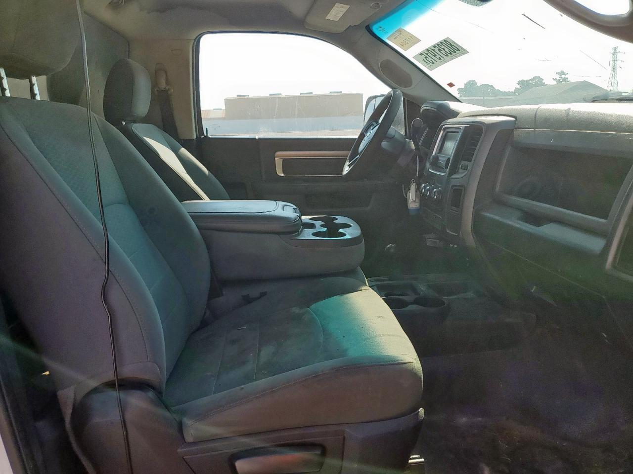 2018 Ram 5500 Dump Truck - Image 5