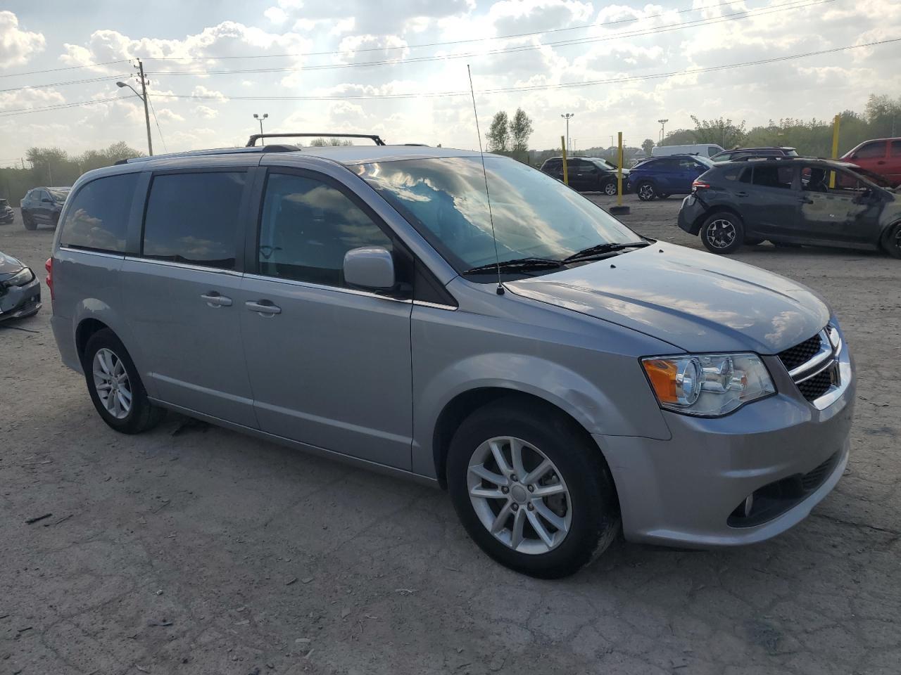 2020 Dodge Grand Caravan Sxt - Фото 4