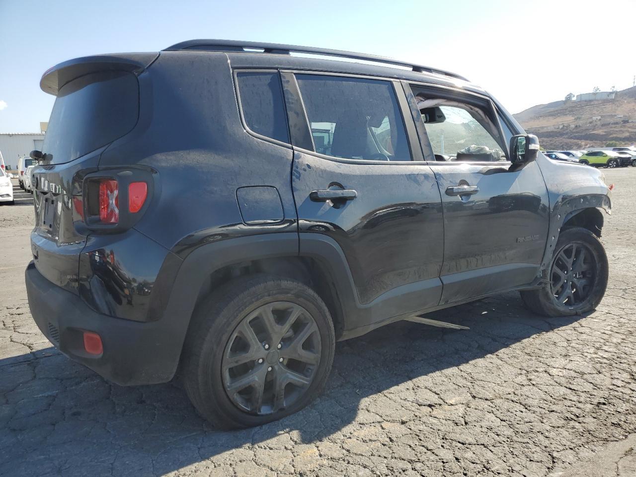 2018 Jeep Renegade Latitude - Фото 3
