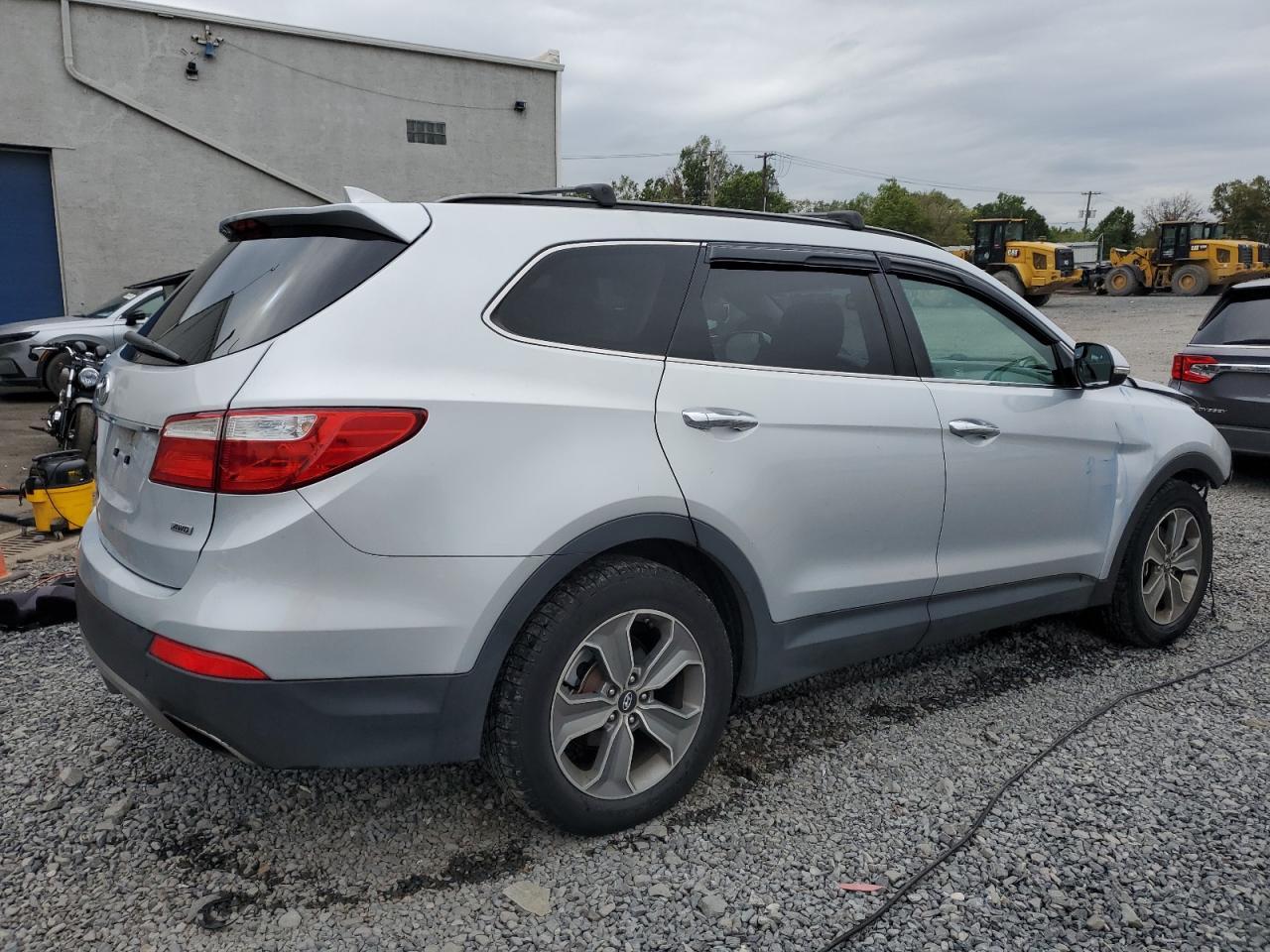 2013 Hyundai Santa Fe Gls - Фото 3