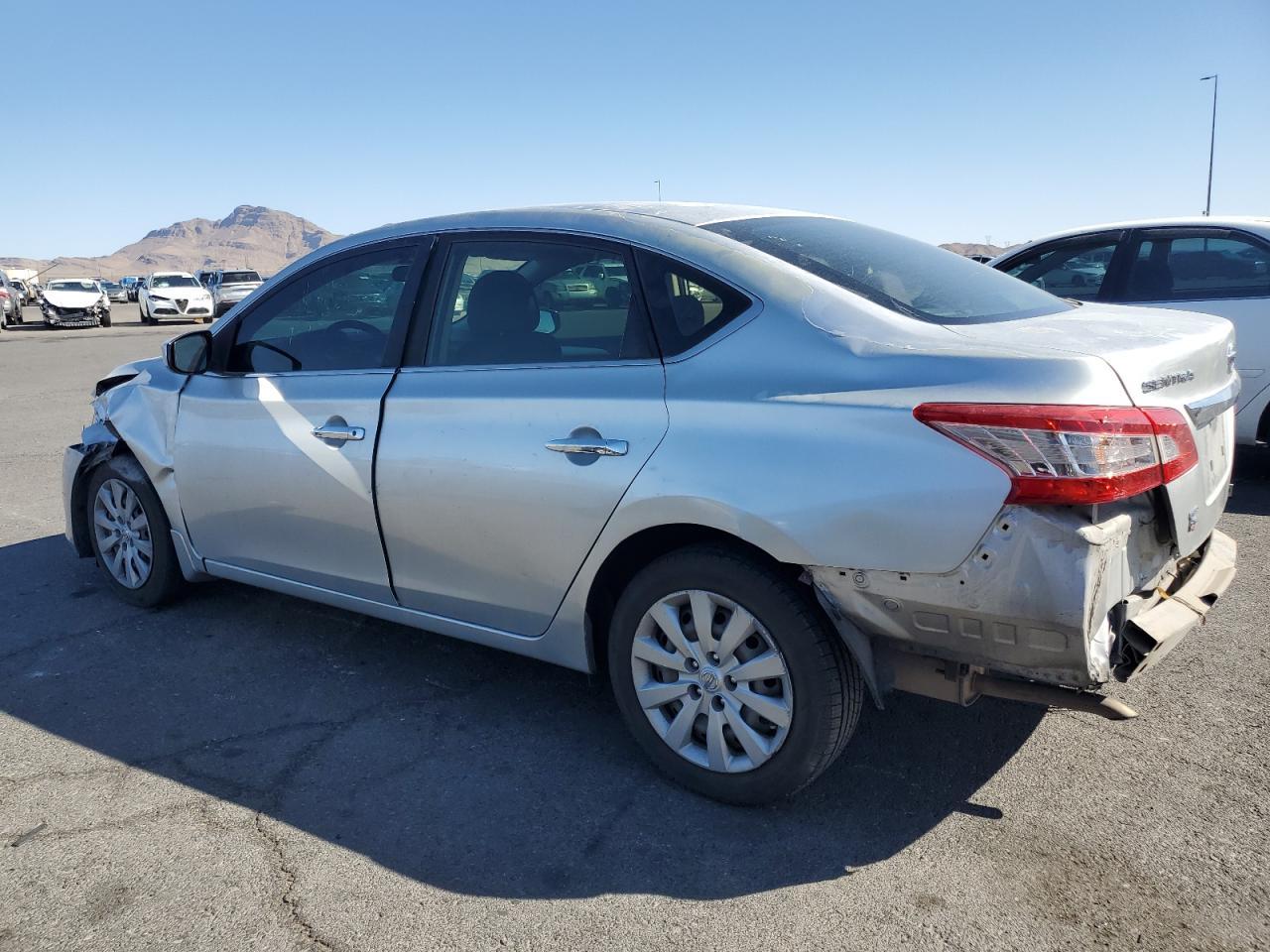 2014 Nissan Sentra S - Фото 2