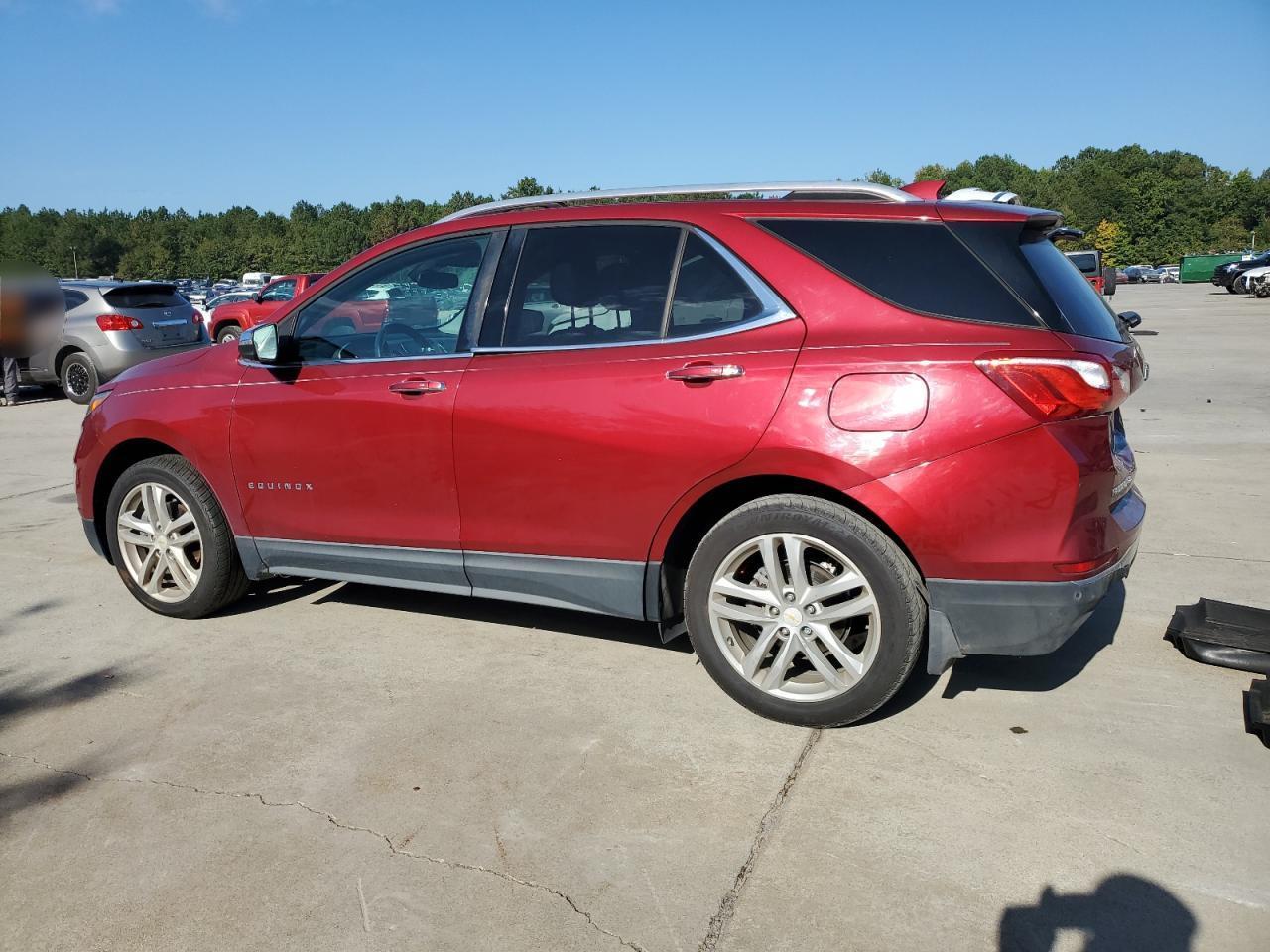 2018 Chevrolet Equinox Premier - Фото 2