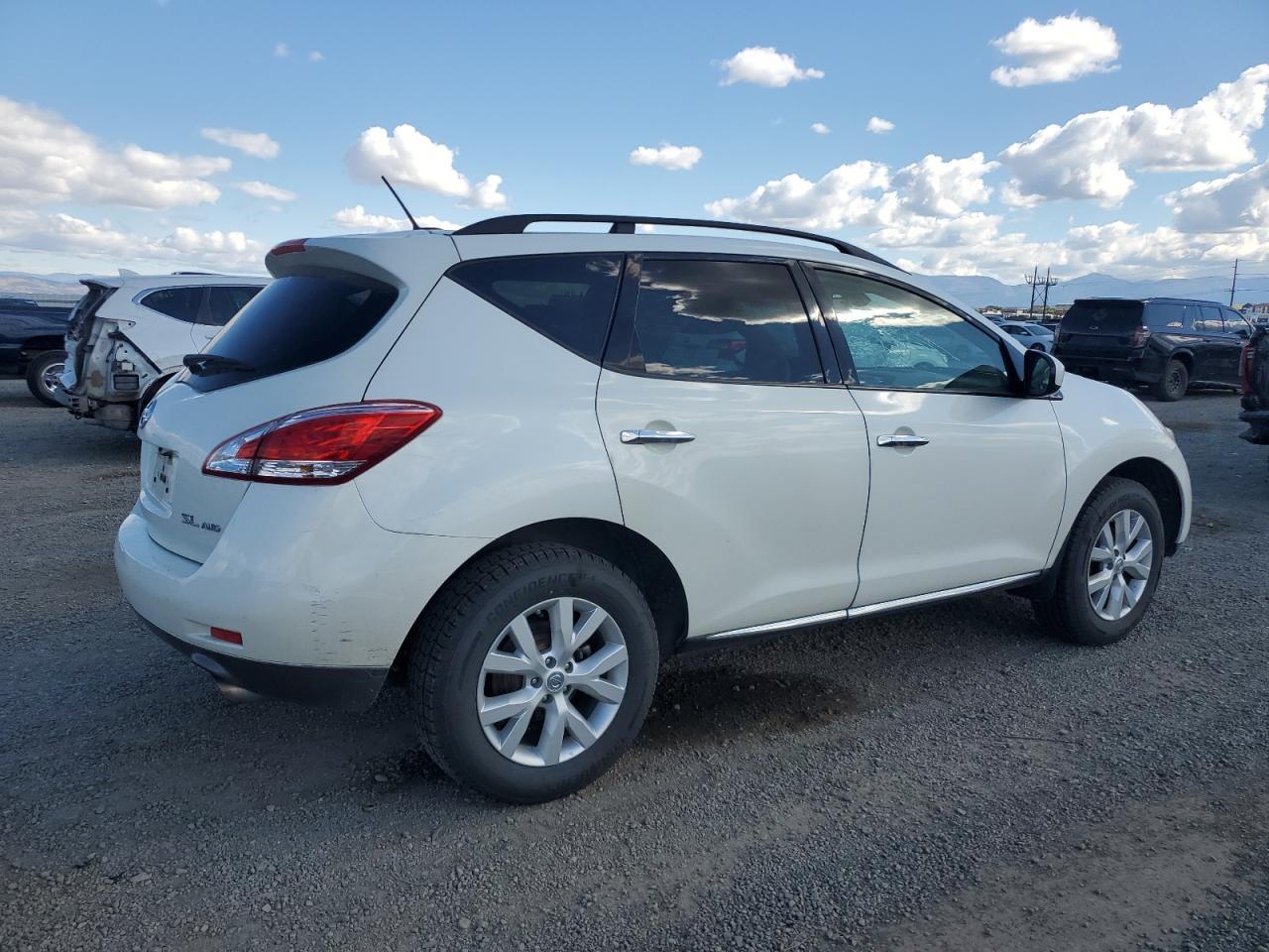 2012 Nissan Murano S - Image 3