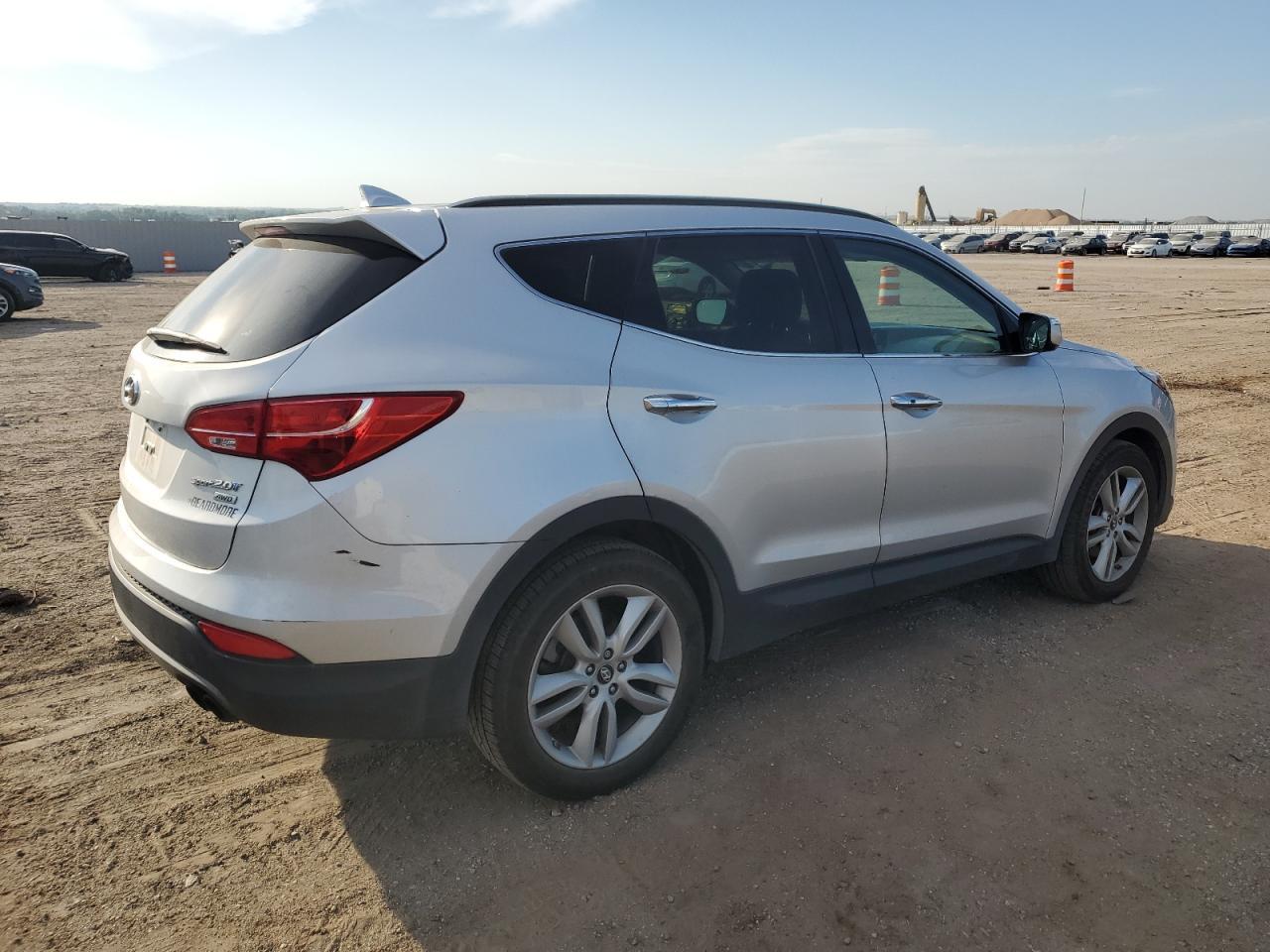 2014 Hyundai Santa Fe Sport 2.0T - Image 3