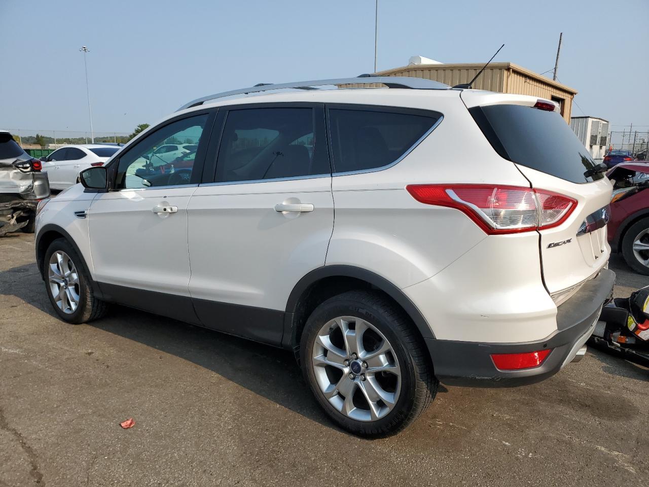 2014 Ford Escape Titanium - Фото 2