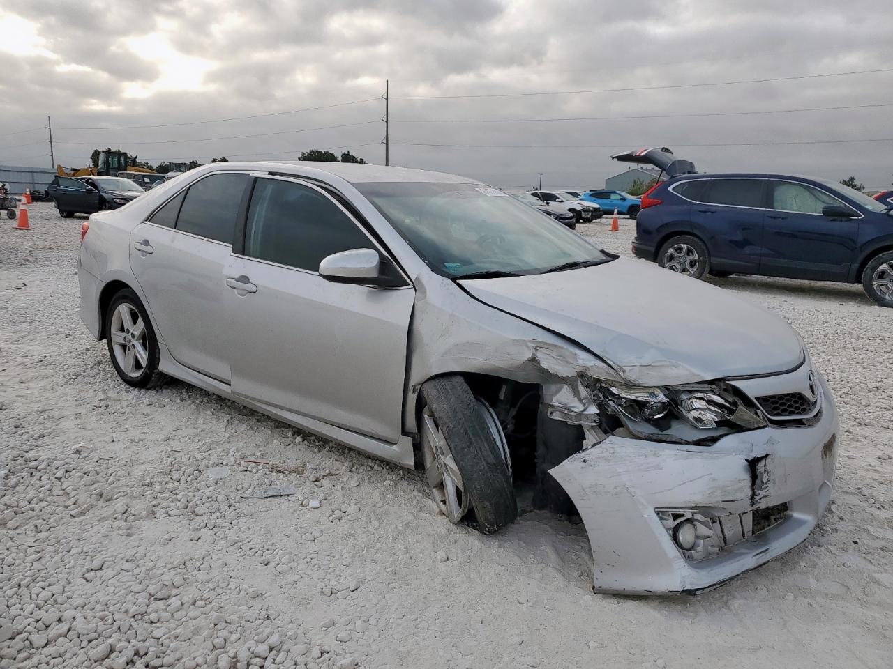2013 Toyota Camry Se - Фото 4