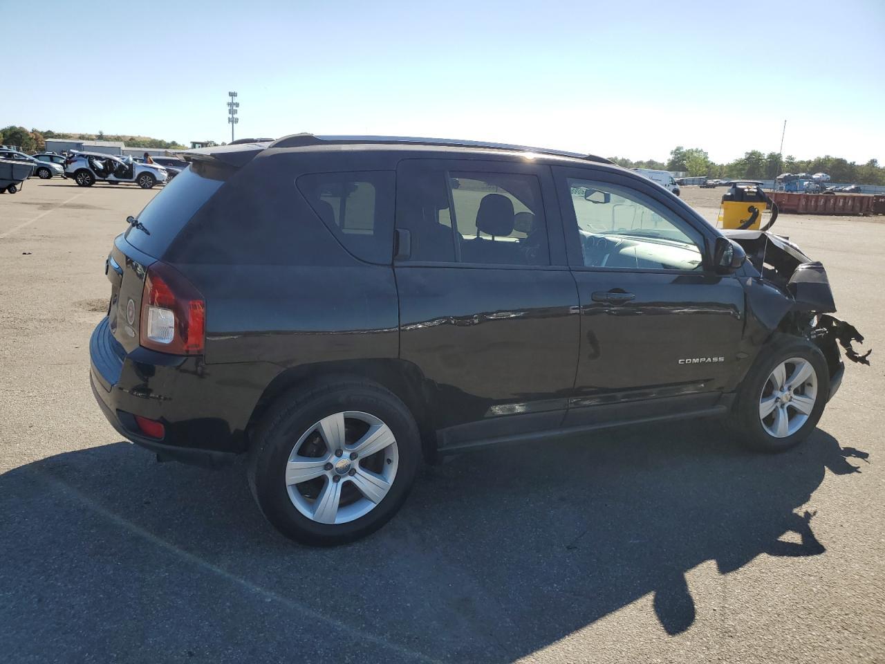 2017 Jeep Compass Latitude - Фото 3