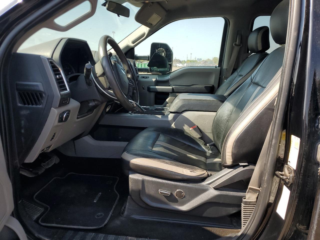 2017 Ford F250 Super Duty - Image 7