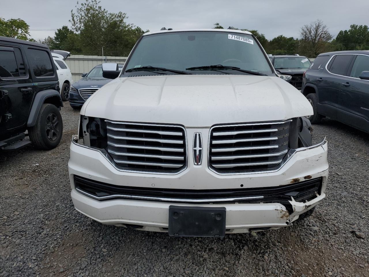 2017 Lincoln Navigator Select - Фото 5