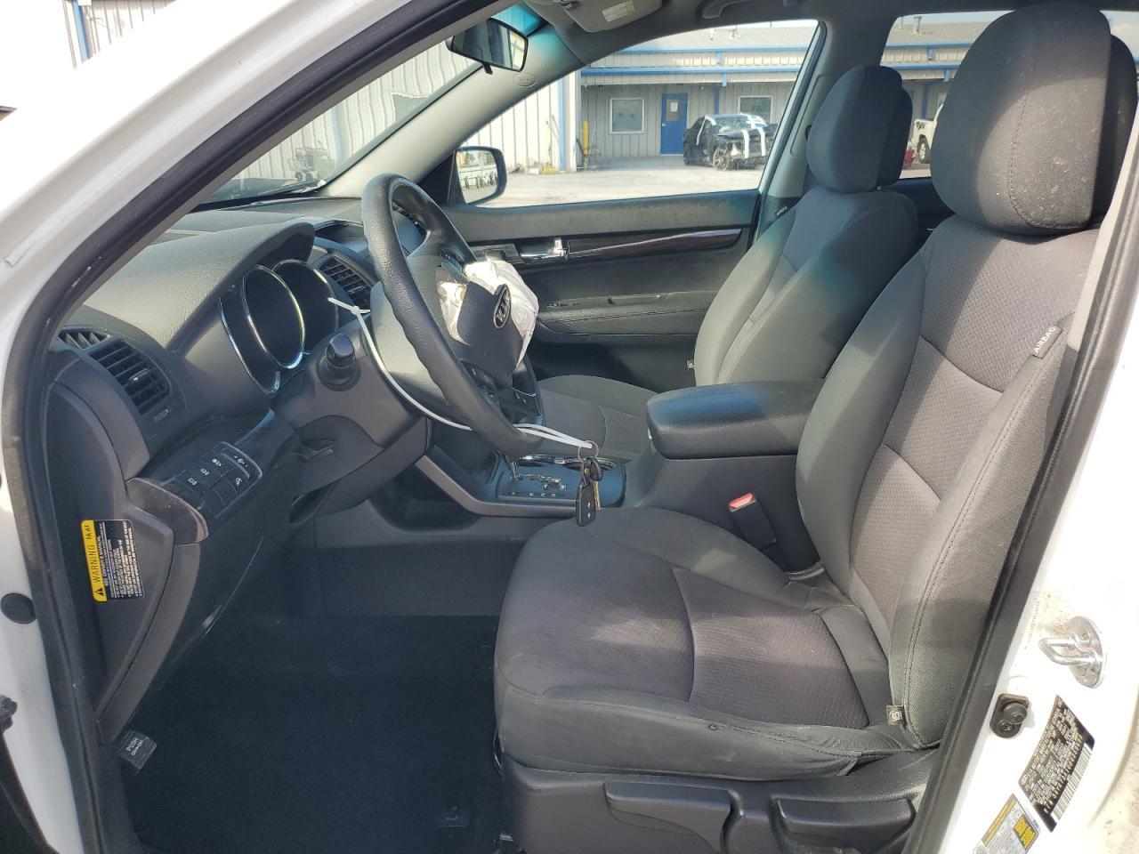 2013 Kia Sorento Lx - Image 7