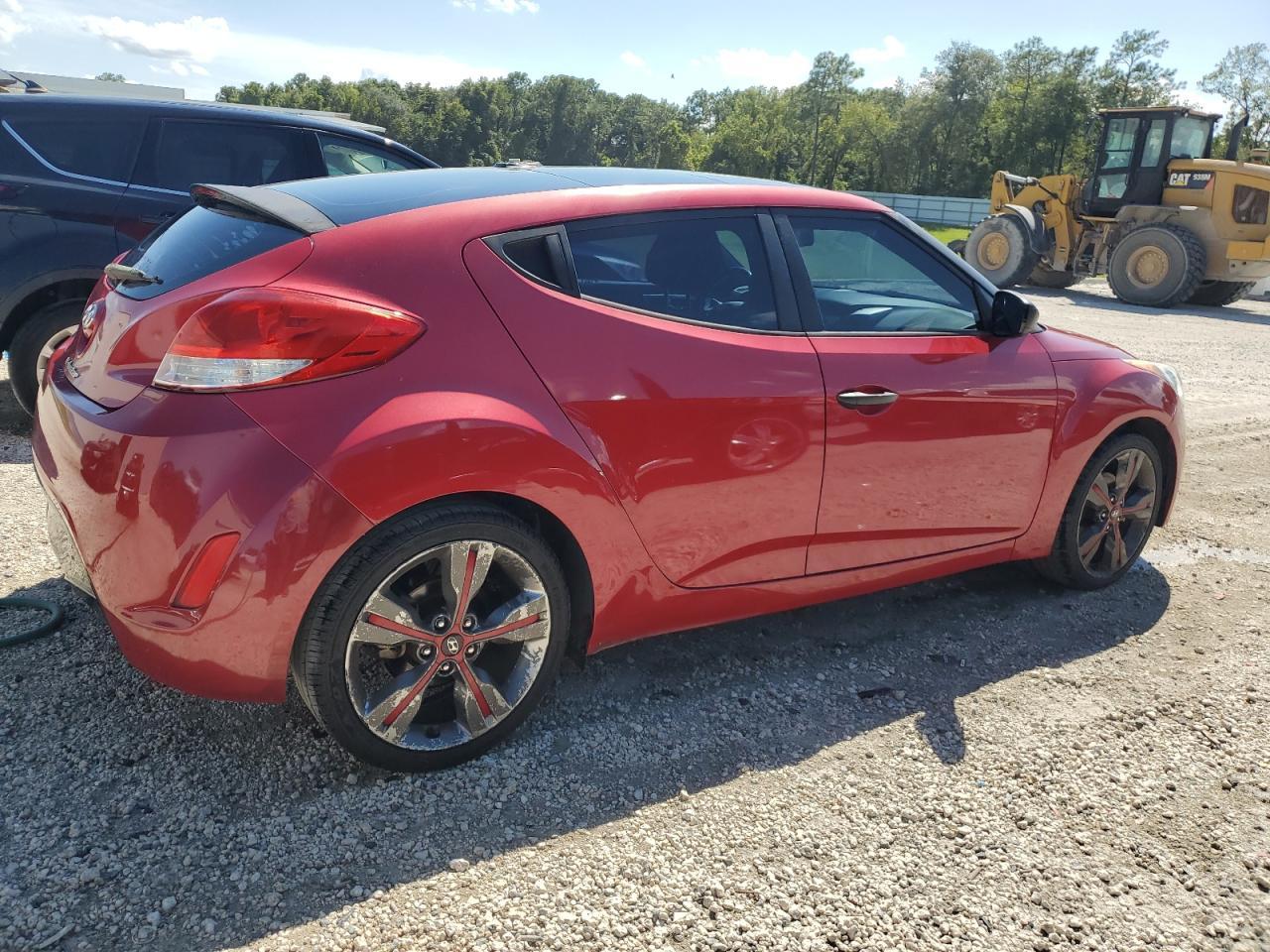 2016 Hyundai Veloster - Image 3