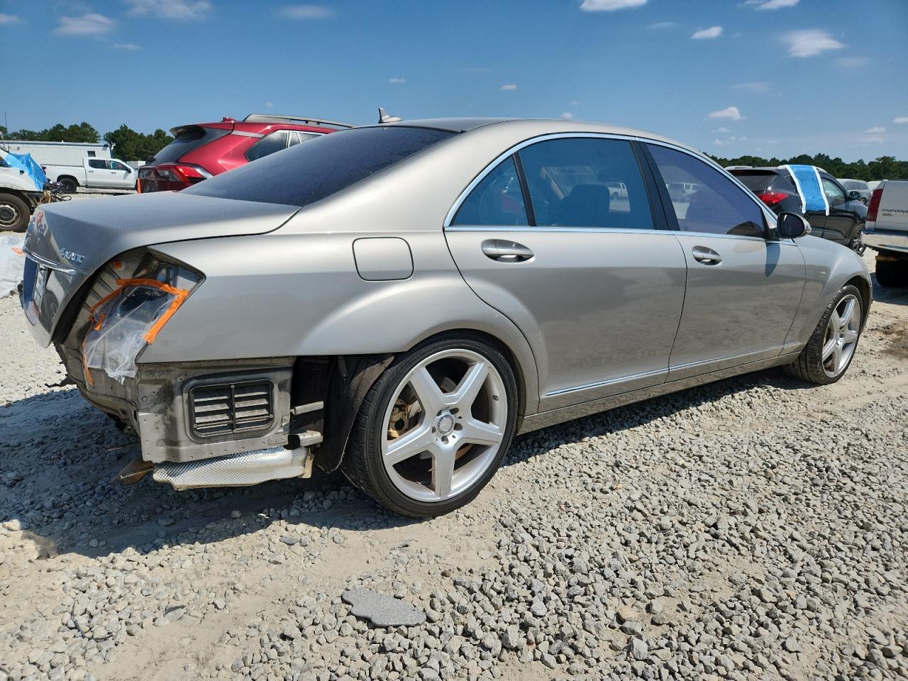 2009 Mercedes-Benz S 550 4Matic - Image 3