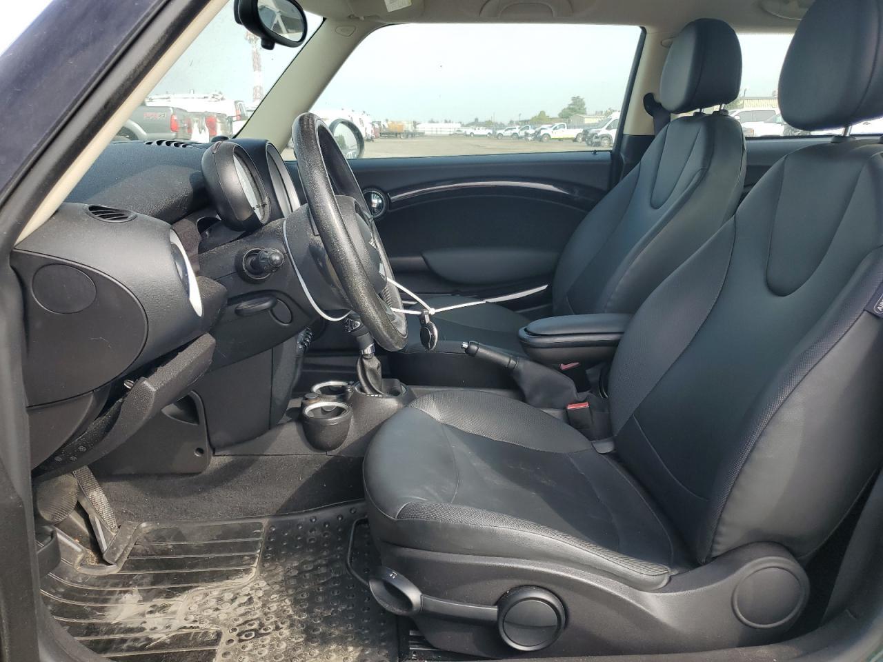 2011 Mini Cooper - Image 7