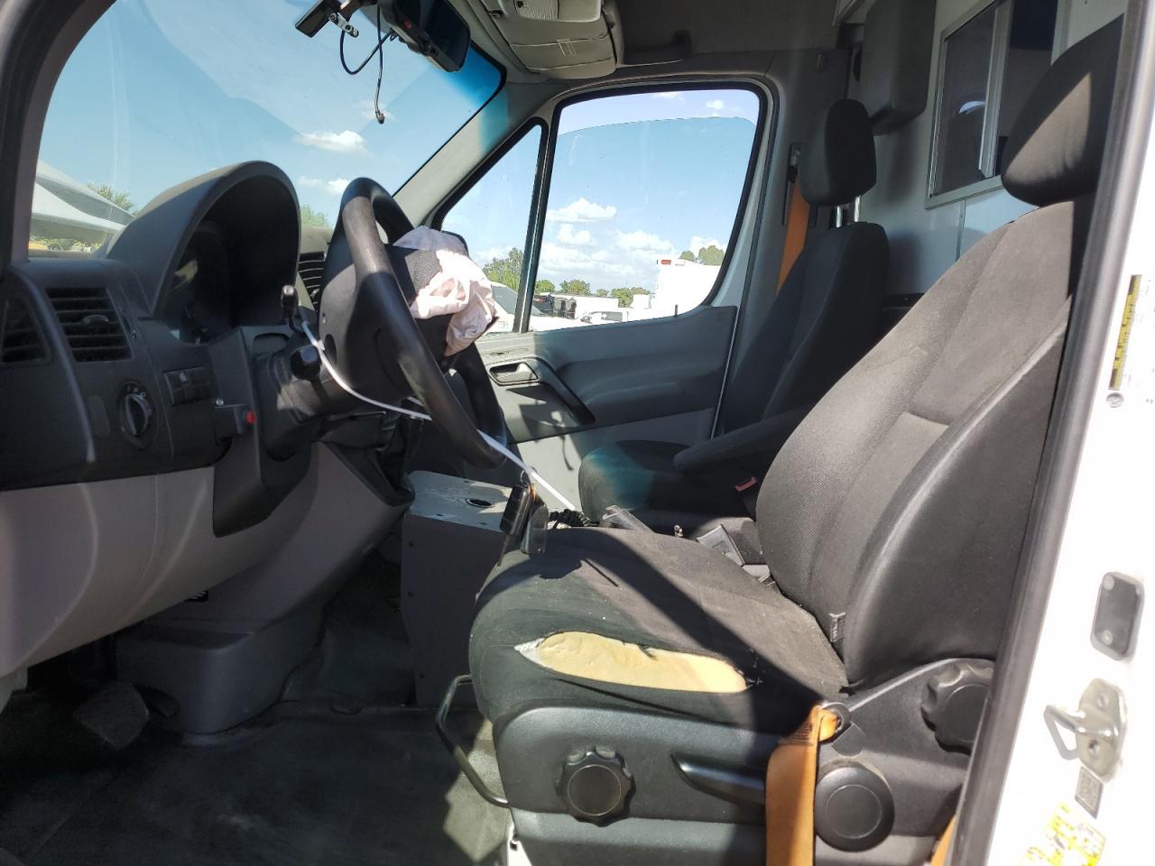 2017 Mercedes-Benz Sprinter 2500 - Фото 7