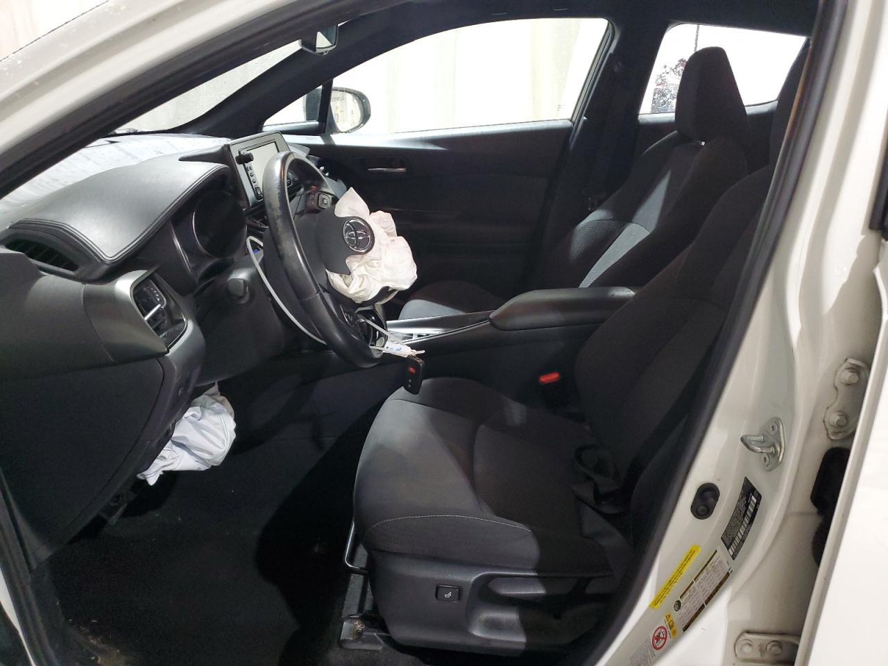 2018 Toyota C-Hr Xle Premium - Фото 7
