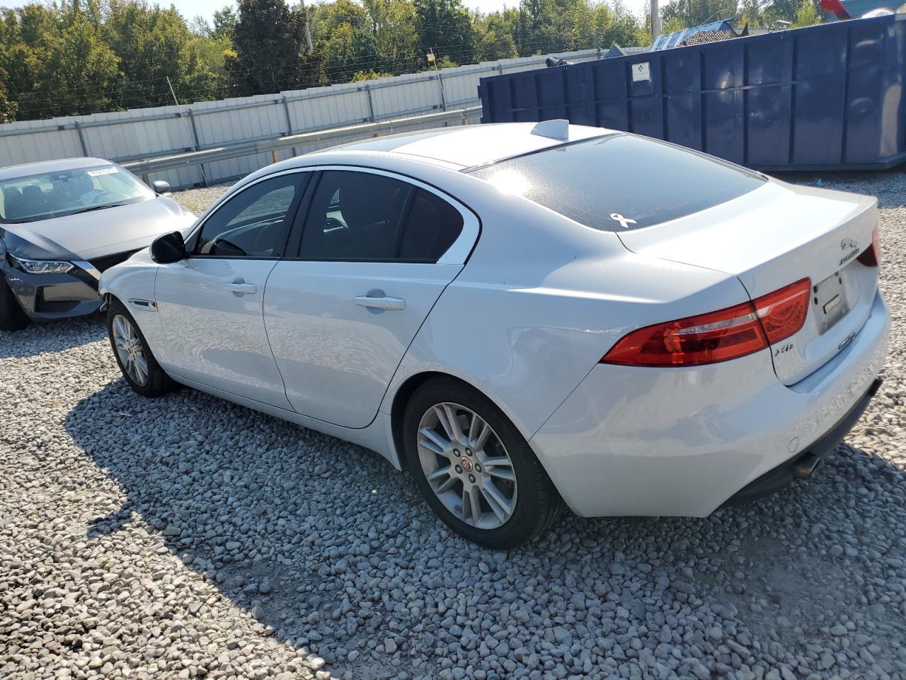 2017 Jaguar Xe Premium - Image 2